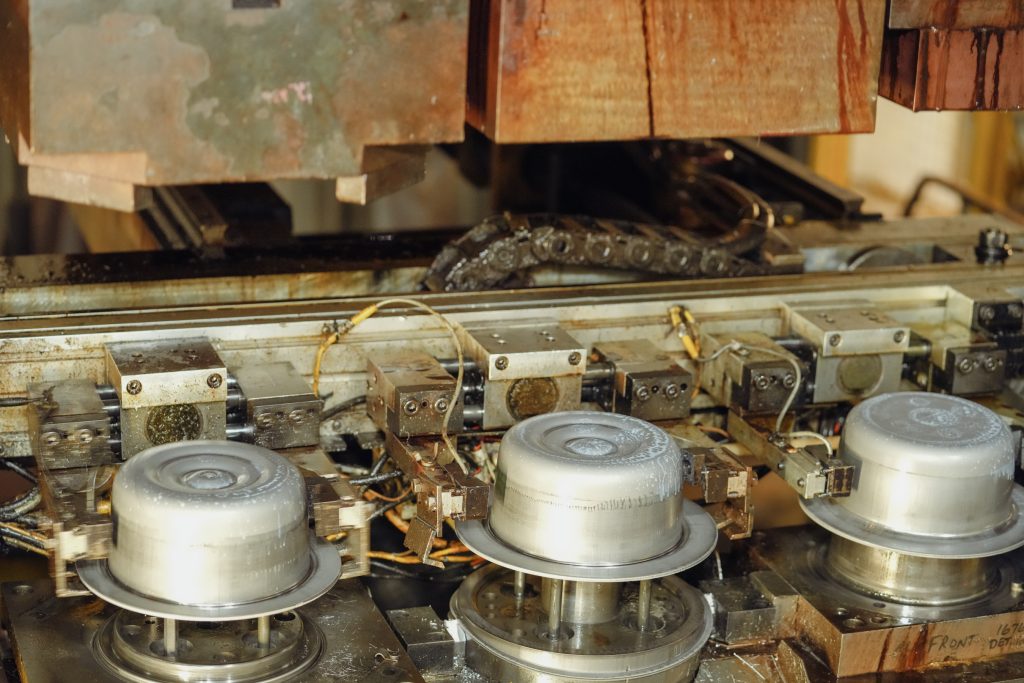 Staying on the Cutting Edge: How Precision Metal Stamping Powers Energy Storage and Data Centers Thumbnail